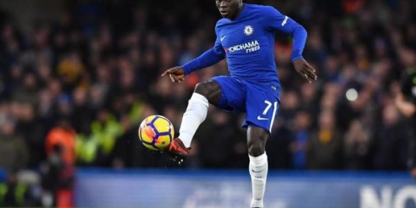  德比大战火花四溅，红黄牌频现火药味