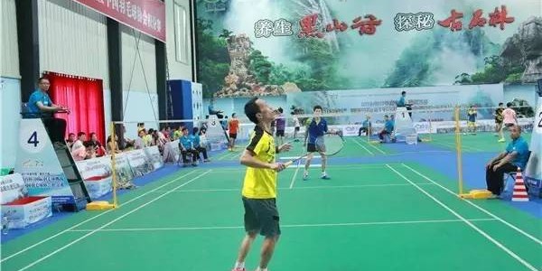  季后赛激战正酣，强队对决火花四射