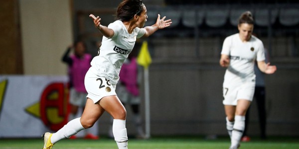  女足亚洲杯中国姑娘强势夺冠