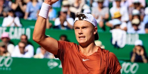  卢布列夫马德里大师赛强势登顶