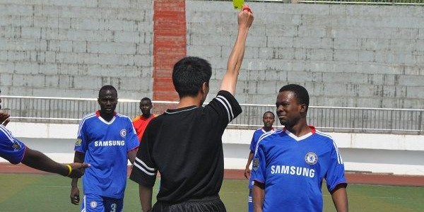  电竞裁判严格执法保障赛事公平