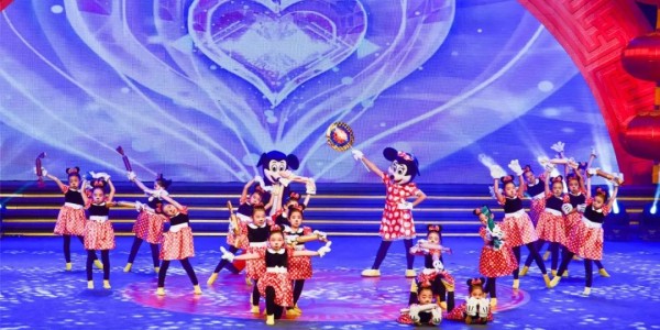  青训营潜力新星涌现，未来之星备受期待  