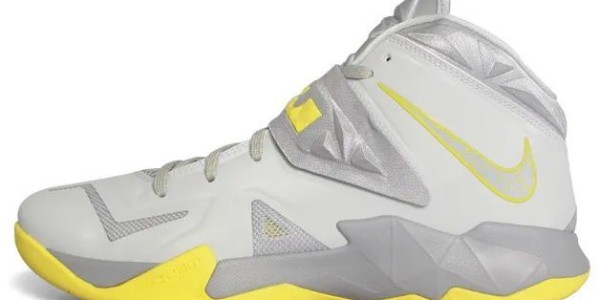  球鞋科技升级，助力球员突破极限