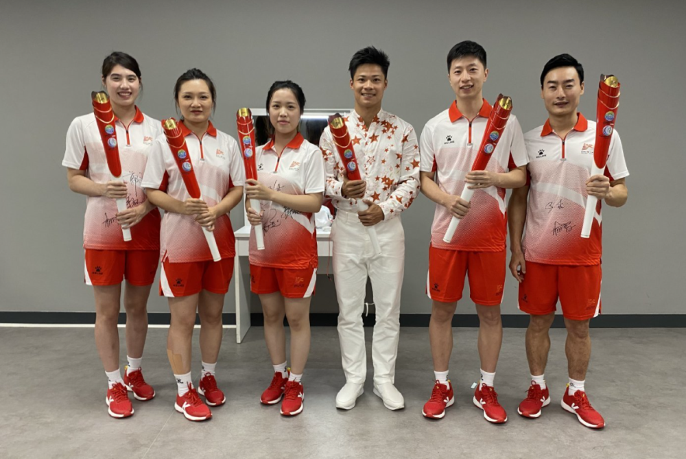  电竞女队崭露头角，巾帼力量书写赛场新篇章