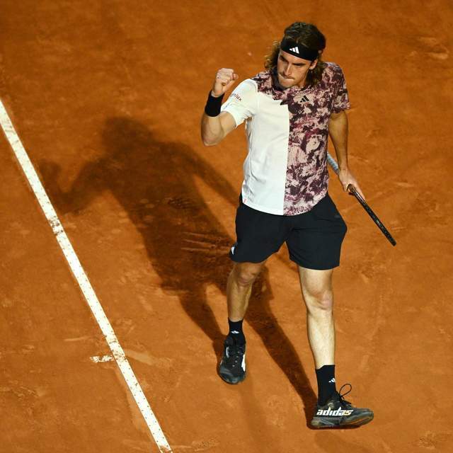  西西帕斯单反绝技频现，力克强敌晋级八强